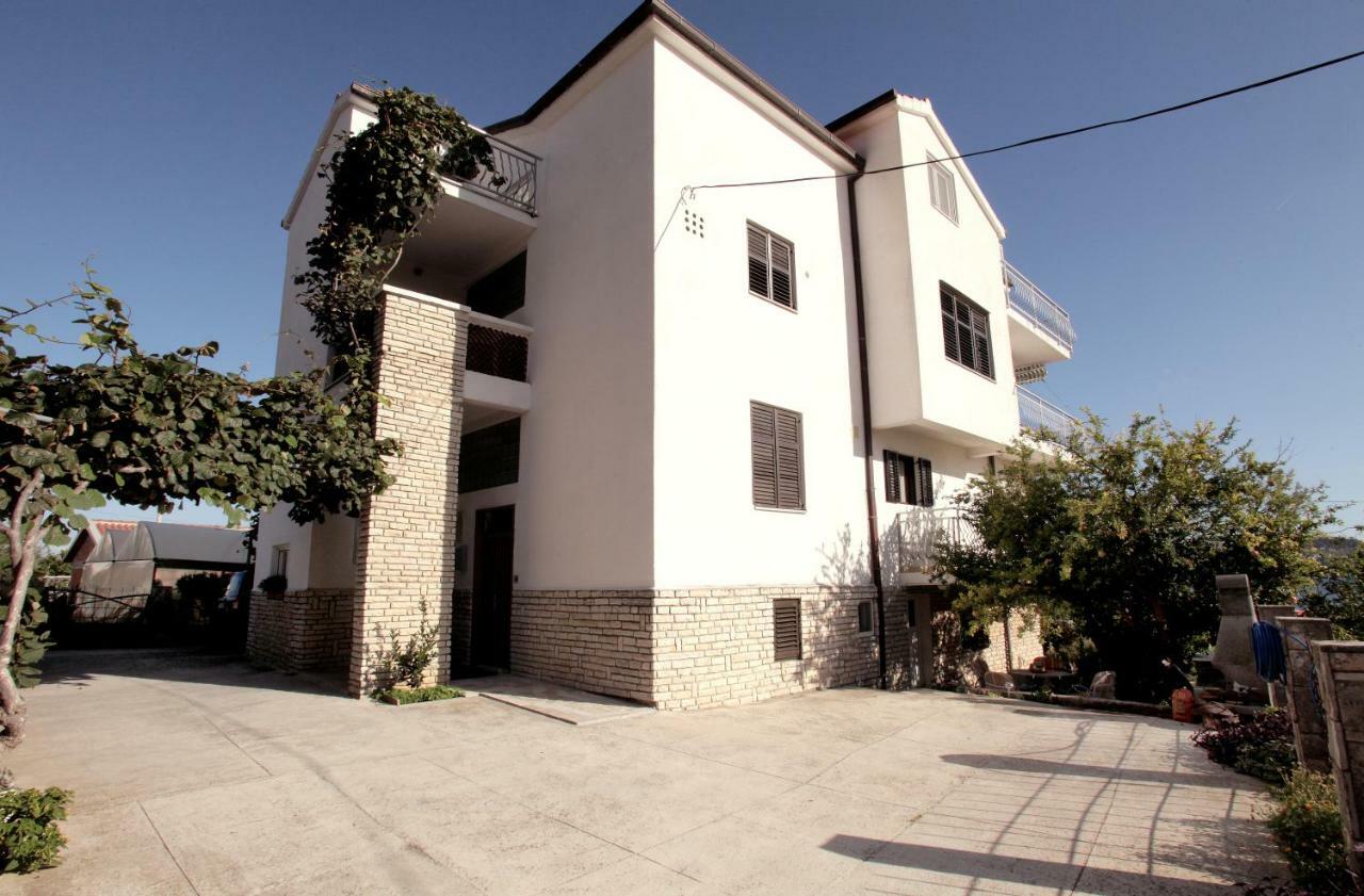 Vila Nataly Трогир Экстерьер фото